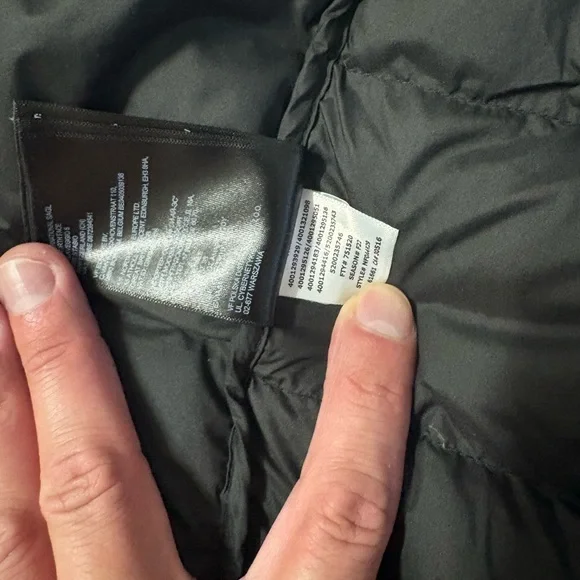 The North Face Aconcagua 2 Puffer 550 Down Jacket TNF Black Mens Size XL - Black - Picture 11 of 11